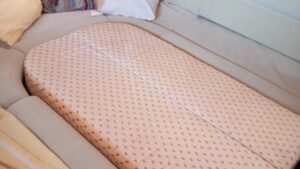 How To Cenvert The Table To A Bed Amel Super Maramu